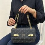 حقيبة ستاتي Guess