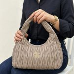 حقيبة نسائية MIU MIU