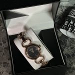 ساعة نسائية Gucci