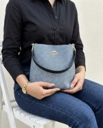 حقيبة نسائية coach