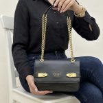 حقيبة نسائية Guess