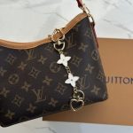 حقيبة نسائية LV