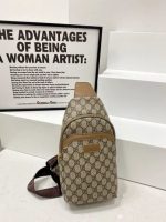 ⁦حقيبة رجالي Gucci⁩ - الصورة ⁦2⁩