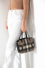 ⁦Silver & Polo SP1021 Women's Handbag, Plaid, Coffee-Black⁩ - الصورة ⁦2⁩